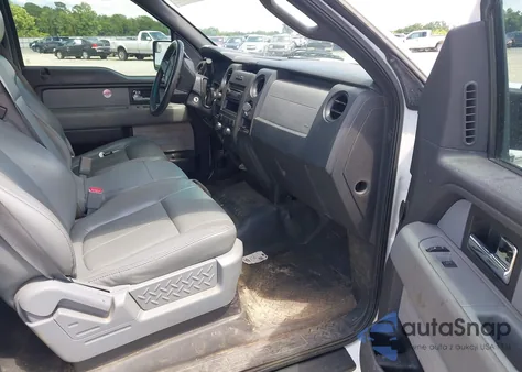 2013 Ford F-150 Xl z USA, uszkodzony, nr VIN 1FTFW1CFXDFA94258